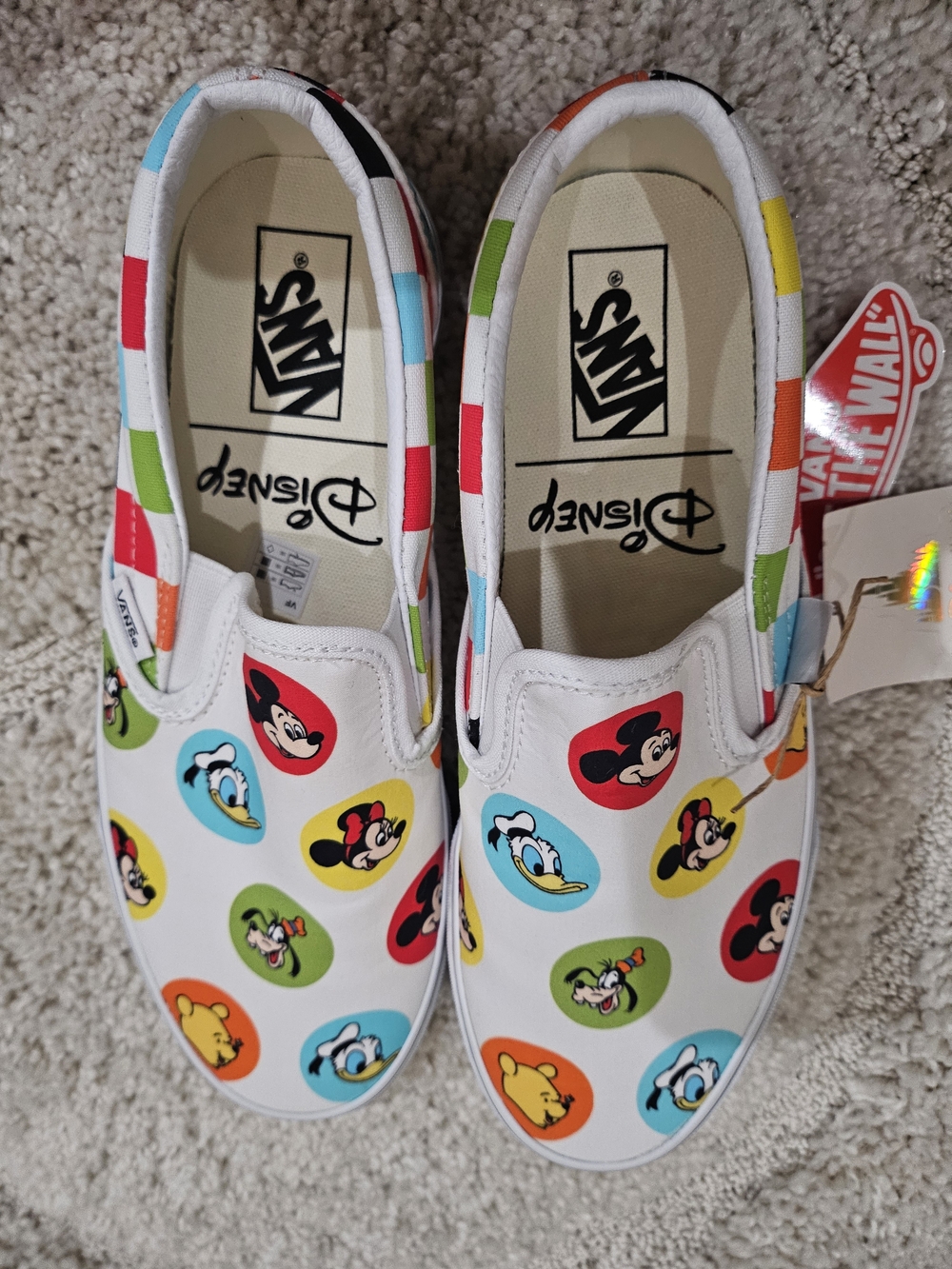 NIB Vans x Walt Disney World 50th Anniversary Classic Slip-On Character Buttons